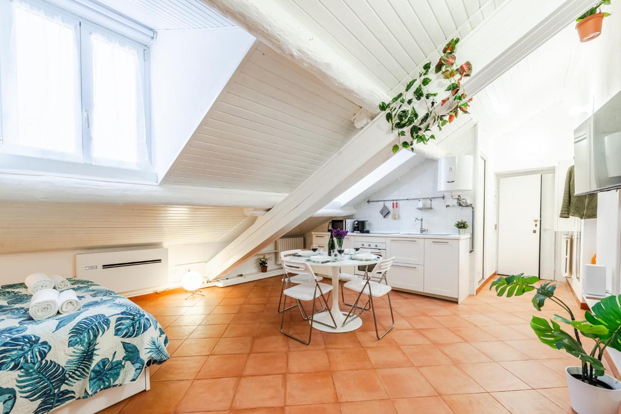 Апартаменти The White Jungle - San Babila Attic Мілан Екстер'єр фото