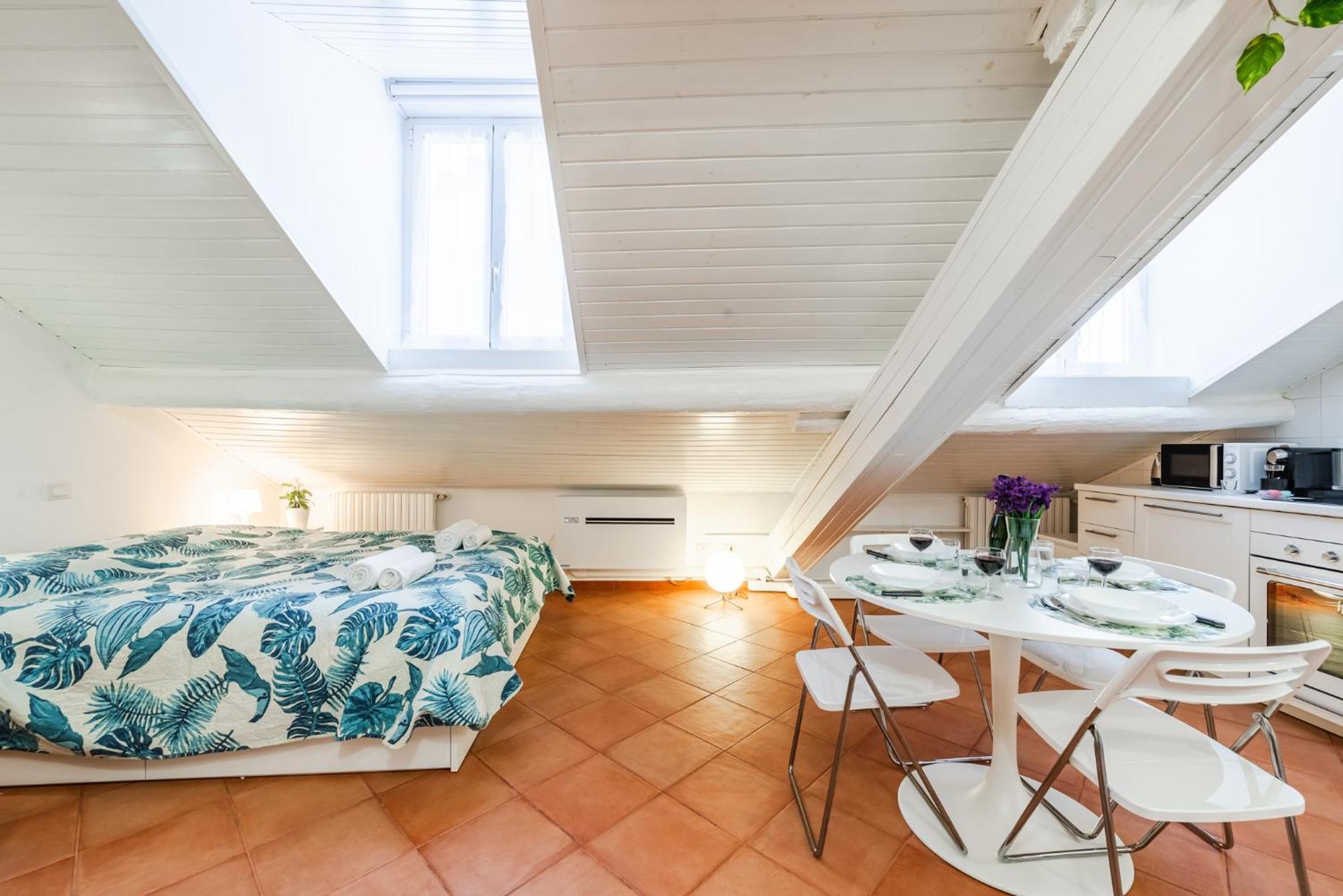 Апартаменти The White Jungle - San Babila Attic Мілан Екстер'єр фото